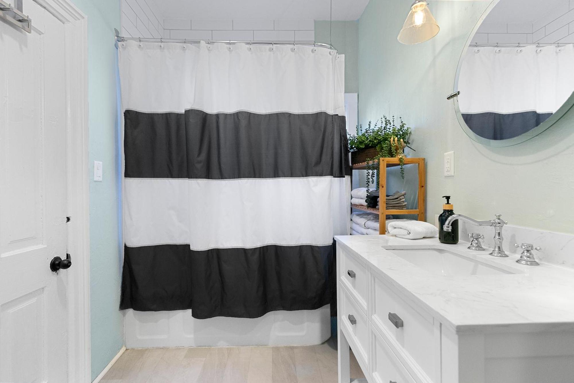 Compass Cove Downtown Home ستورغون باي المظهر الخارجي الصورة