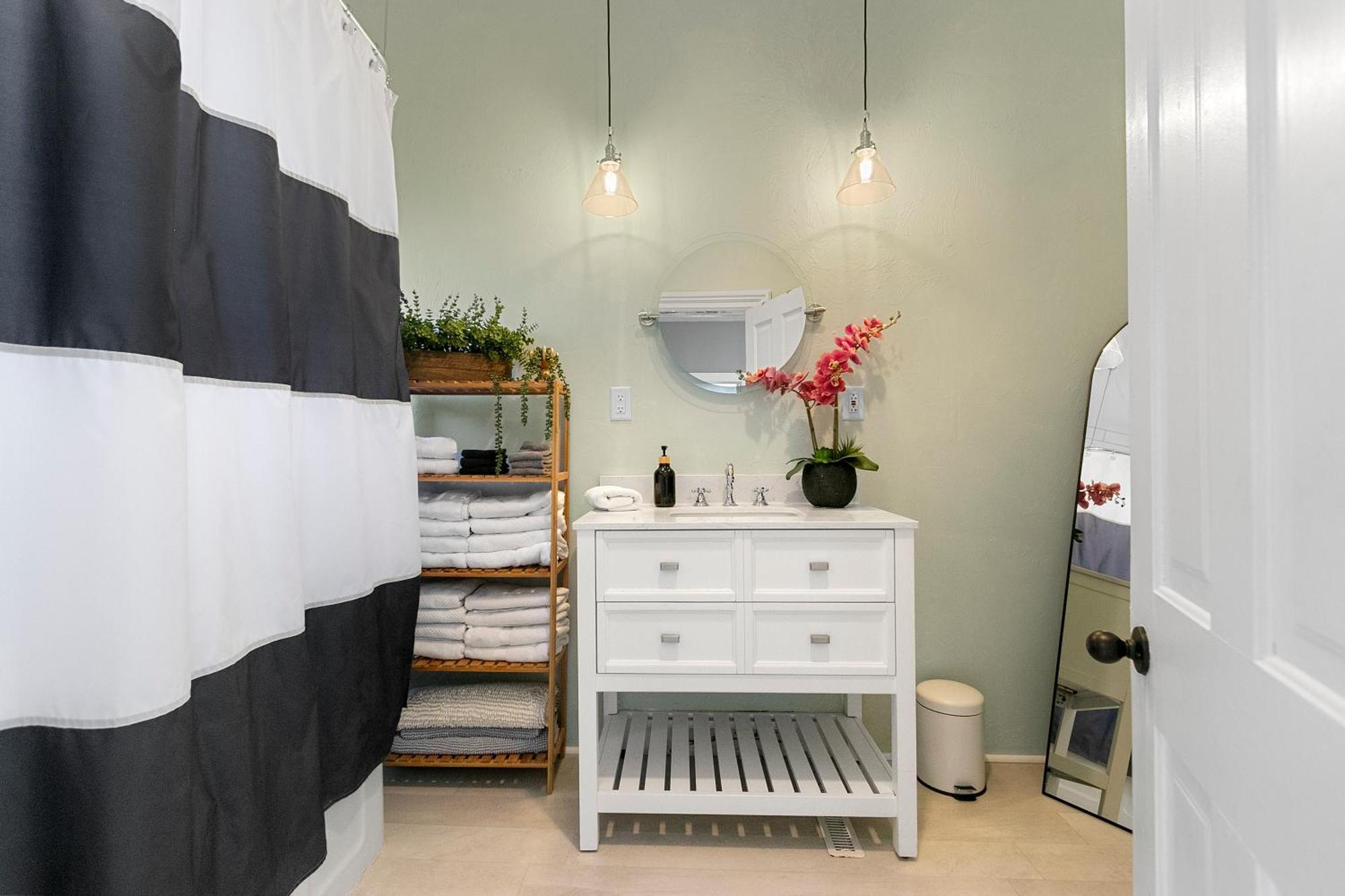 Compass Cove Downtown Home ستورغون باي المظهر الخارجي الصورة